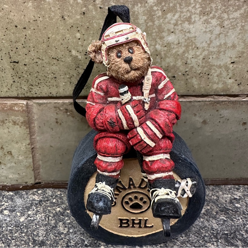 Boyds Bears Red Hockey Bear Christmas Tree Ornament